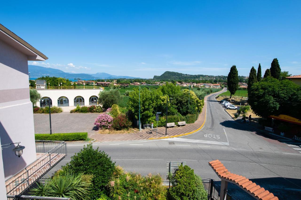 Il Cortiletto - Appartamento Lores Manerba del Garda Kültér fotó